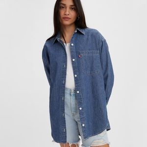 Levi's oversized button down jean shirt